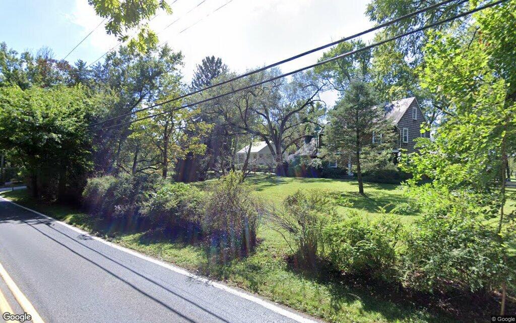 $1.2 million, single-family residence at 206 Garrison Forest Road