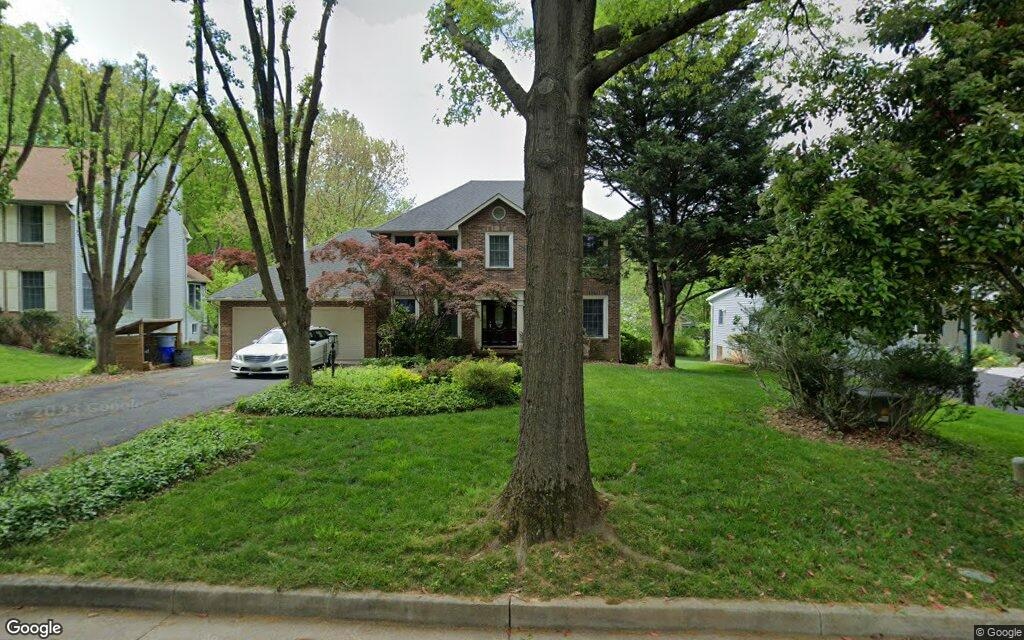 $905K, single-family residence at 9804 Woodbridge Court