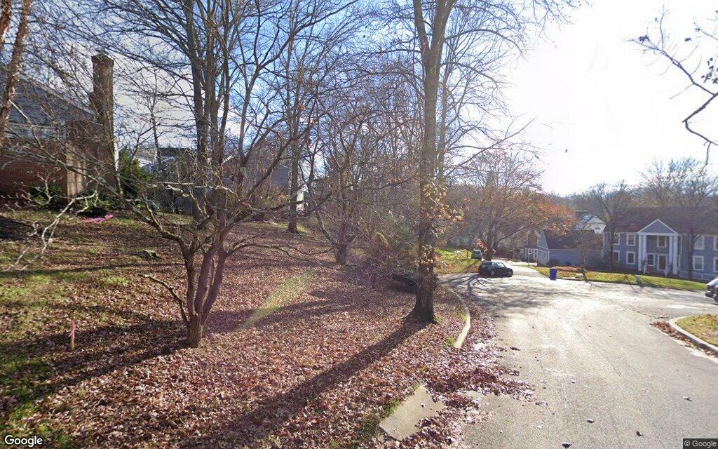 $880K, single-family home at 11421 Barrow Downs