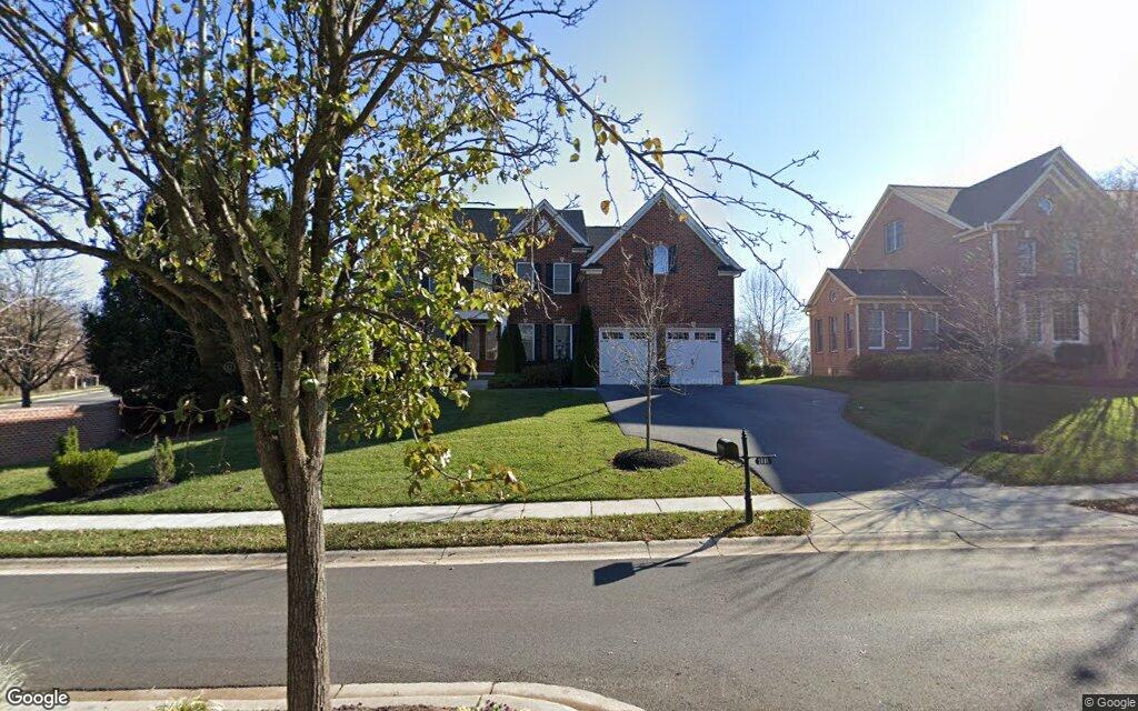 $1.3 million, single-family house at 2601 Golf Island Road