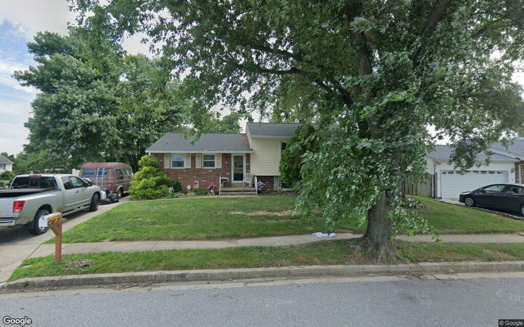 $425,000, single-family home at 4715 Vicky Road