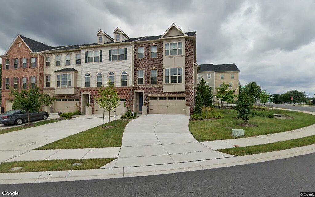 $690K, townhouse at 14056 Fox Hill Road