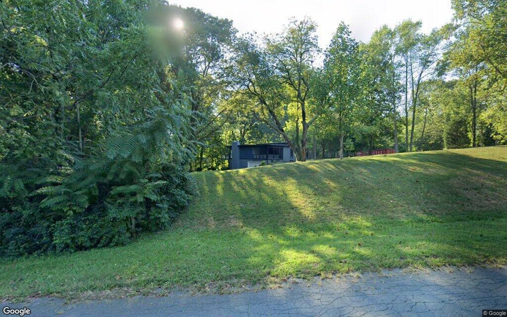 $1.2 million, single-family house at 326 Kingsberry Drive